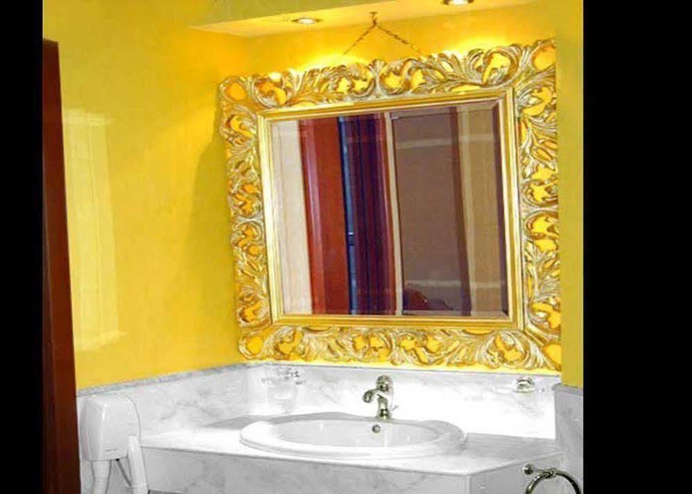 Luxury H 2000 Frühstückspension 3*