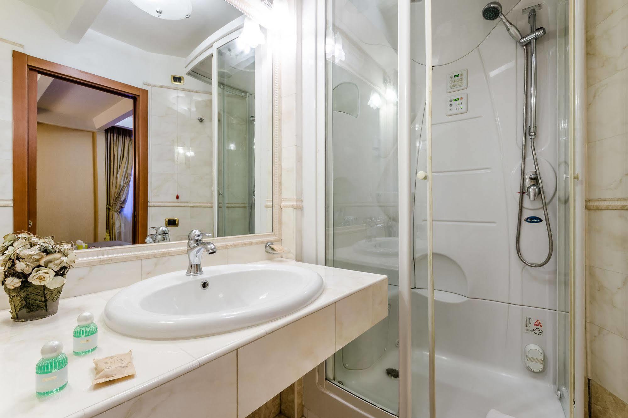 Frühstückspension Luxury H 2000