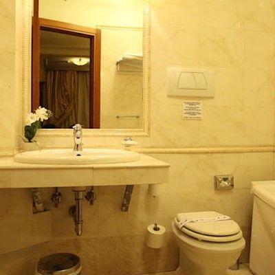Luxury H 2000 Rom