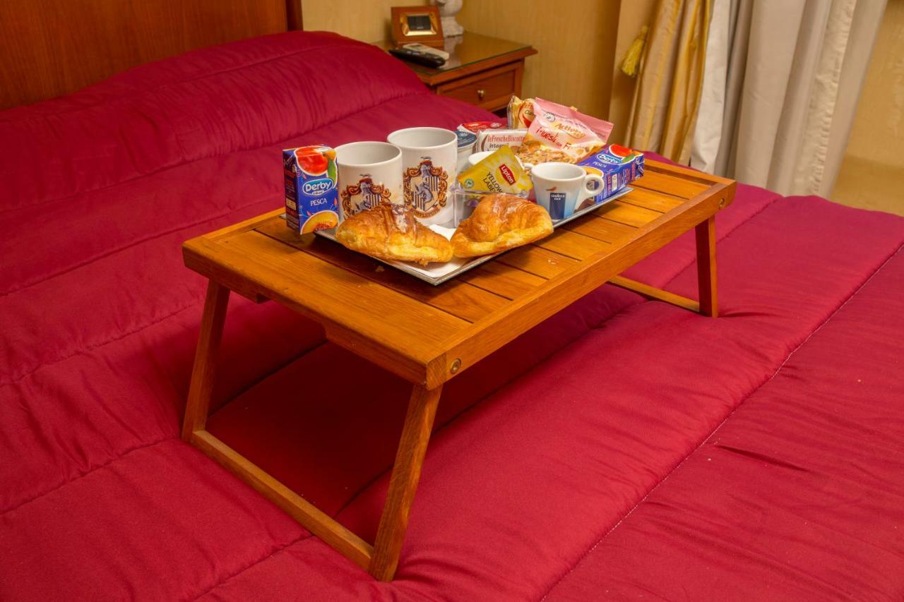 Luxury H 2000 Frühstückspension 3*